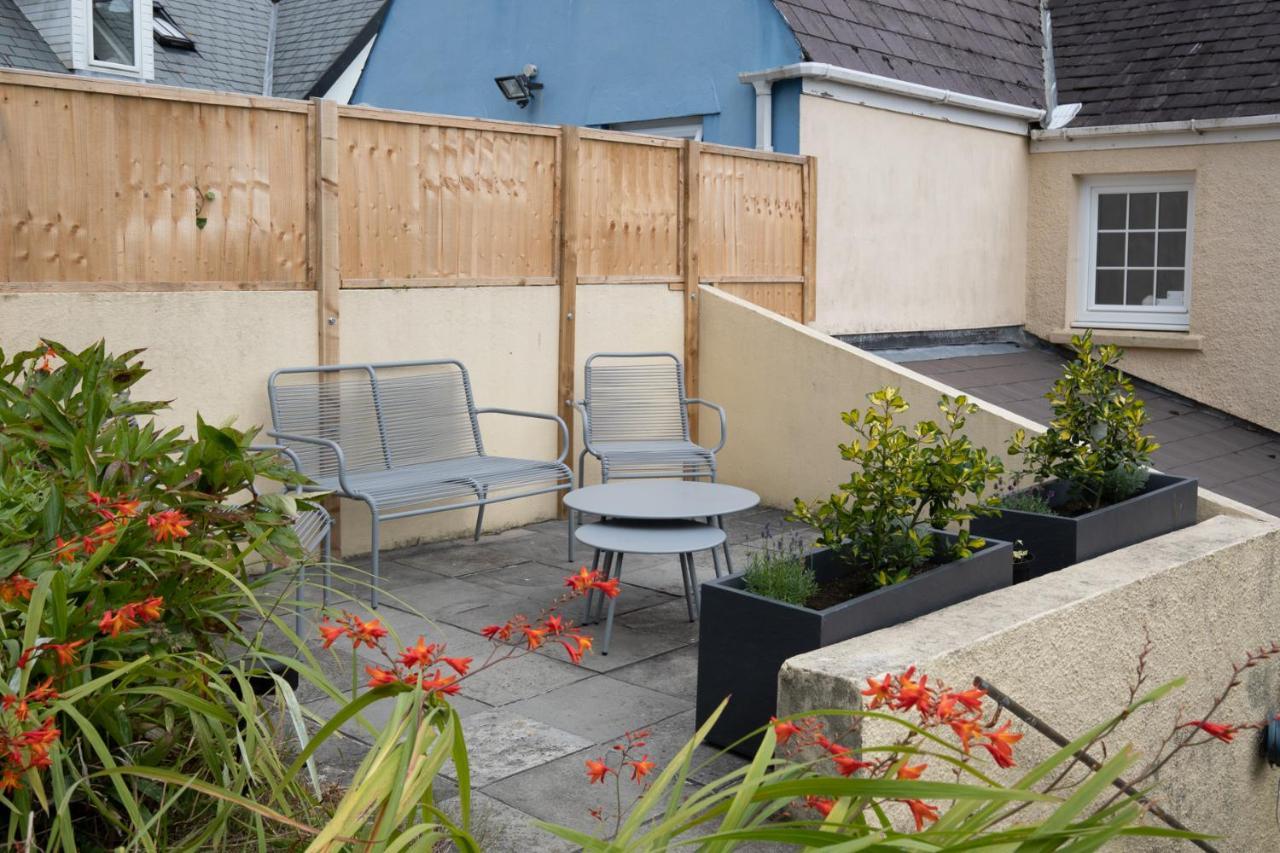 Ivydene - Beautiful Cottage, Stone Throw From Beach, Wonderful Sea Views Saundersfoot Dış mekan fotoğraf
